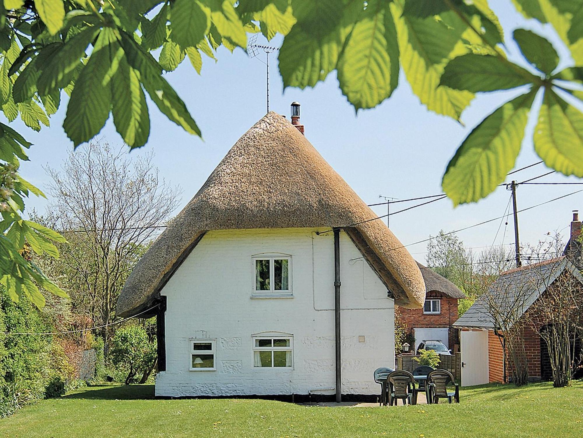 October Cottage Collingbourne Kingston Екстериор снимка